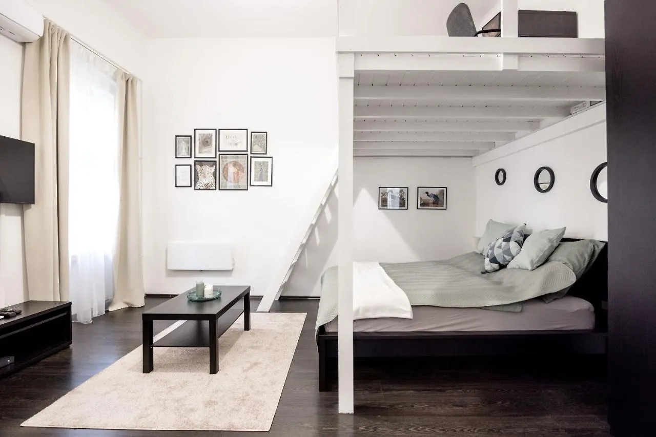 Apartmán Charming Downtown Hideaway Steps From New York Cafe! Budapešť