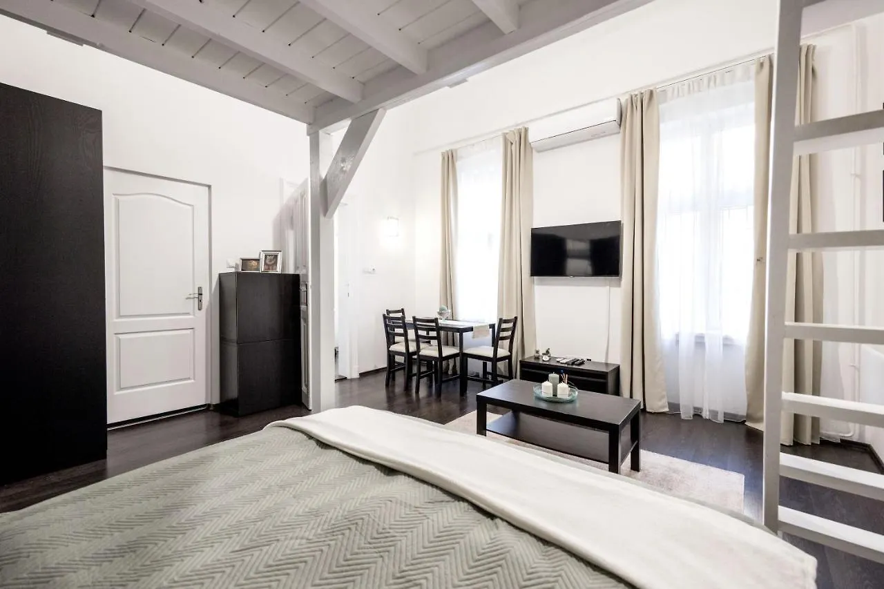 Appartamento Charming Downtown Hideaway Steps From New York Cafe! Budapest